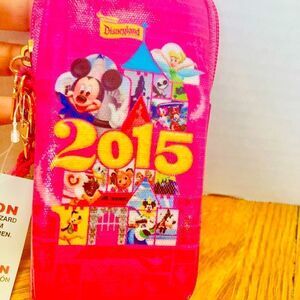 Disney Parks 2015 Smart Phone Case Faux Leather Zips Pink New